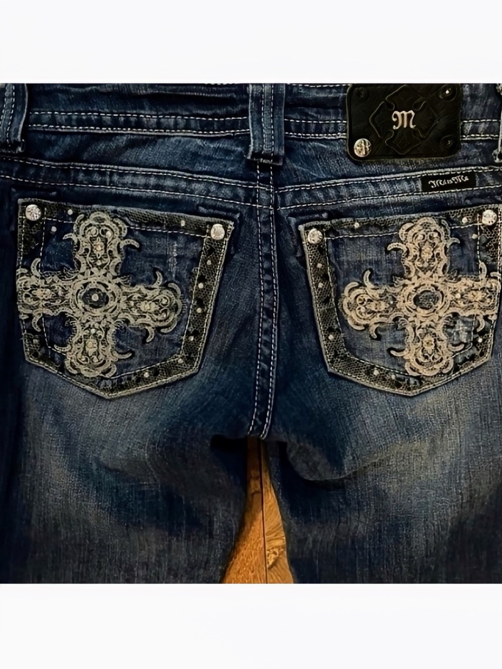 Gorgeous Miss Me Boot Jeans With Embellished Cross Pockets 34” Inseam